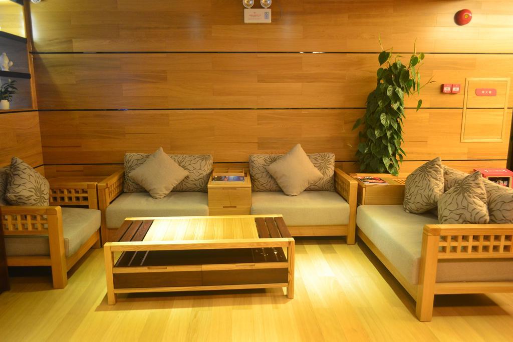 Lavande Hotel Zhuhai Gongbei Port Square מראה חיצוני תמונה