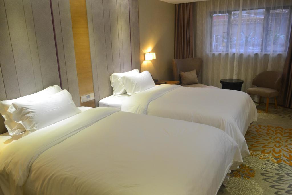 Lavande Hotel Zhuhai Gongbei Port Square חדר תמונה